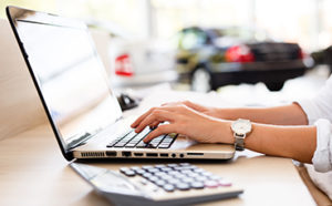 someone using a laptop for online search